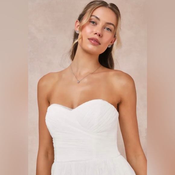 NWT Lulu's Strapless White Tulle Lace Wedding Gown Medium - Picture 3 of 13